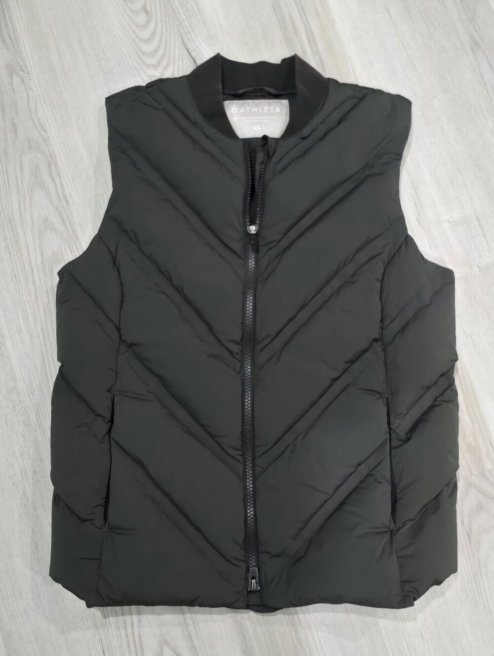Athleta Arbor Olive Green Inlet Vest Goose Down Filled Size XS